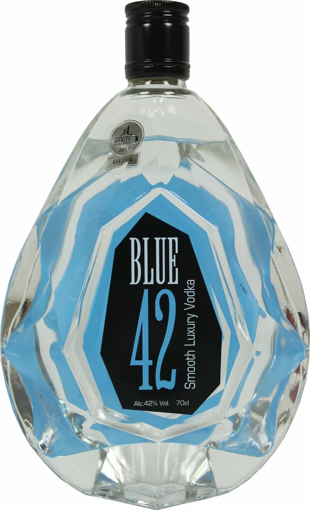Blue 42 Vodka 0,7l 3 Blue 42 Vodka 0,7l