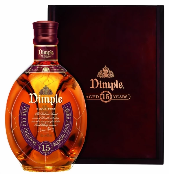 Dimple Whisky 15 Jahre 0,7 Liter In Holzgeschenkbox 3 Dimple Whisky 15 Jahre 0,7 Liter In Holzgeschenkbox